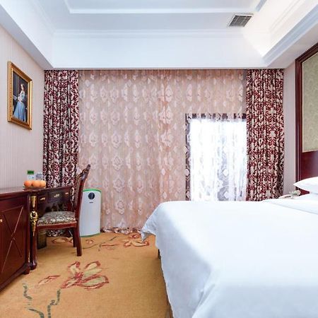 Vienna Hotel Shanghai Songjiang Wanda Exterior photo